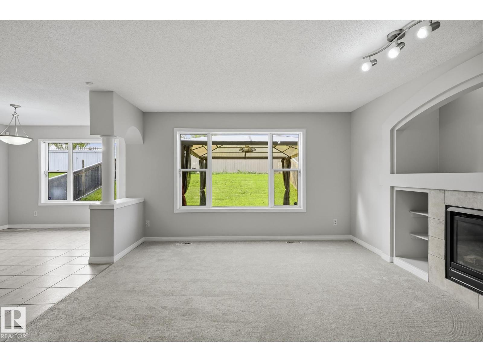 10719 8 AV SW - Image 9