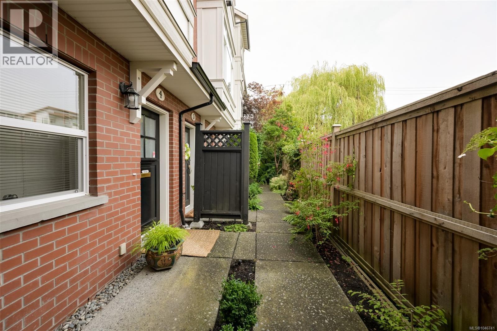 #4 1521 Belcher Ave - 3