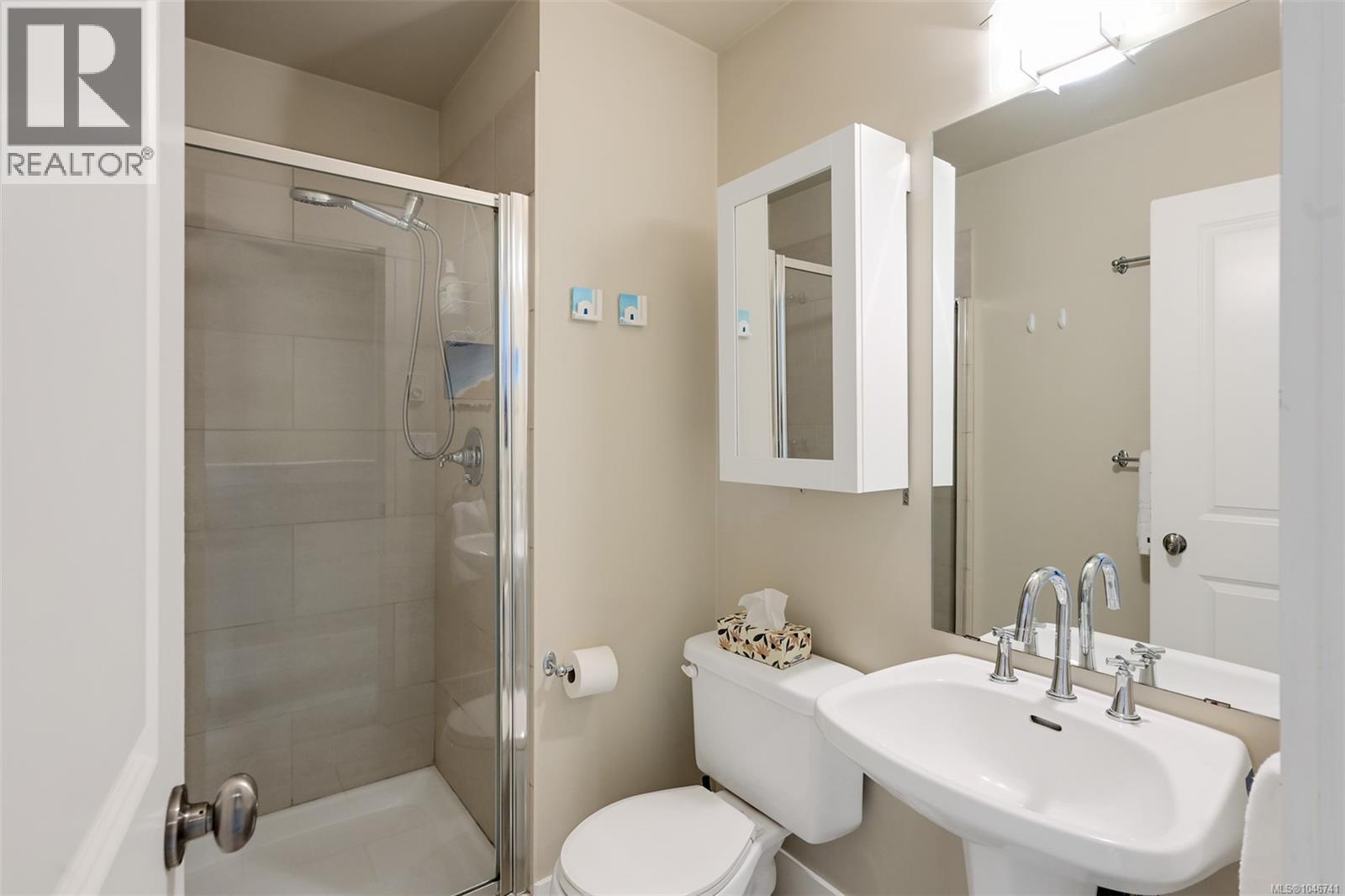 #4 1521 Belcher Ave - 26