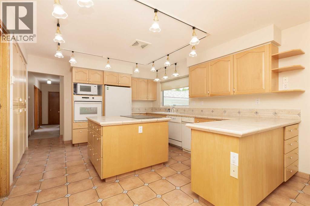 2211 17 Street - Photo 8