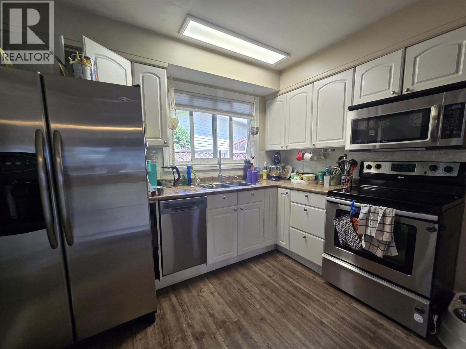2940 2ND AVENUE - Image 10