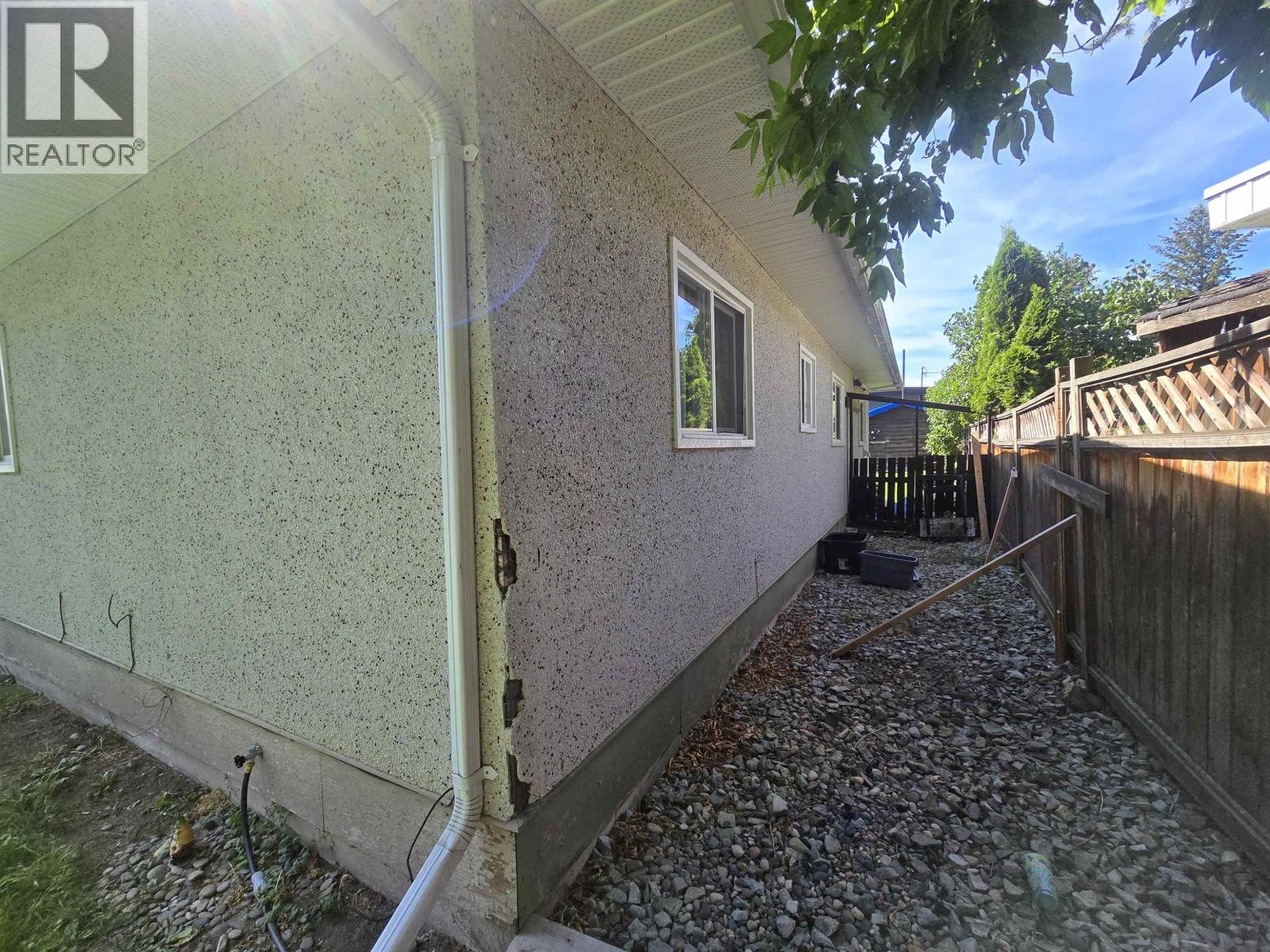 2940 2ND AVENUE - 7