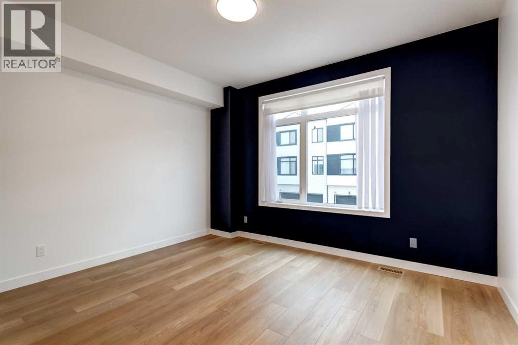 8524 21 Avenue SE - Image 11
