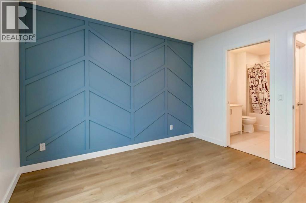 8524 21 Avenue SE - 17