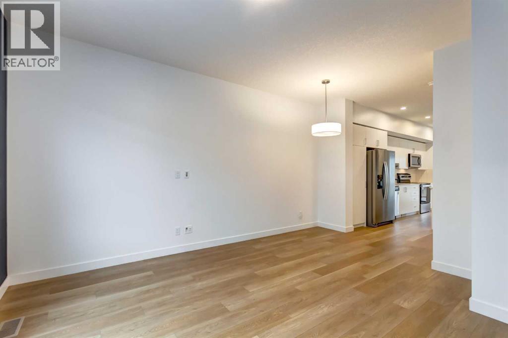 8524 21 Avenue SE - Image 13