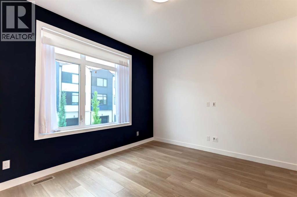 8524 21 Avenue SE - Image 12