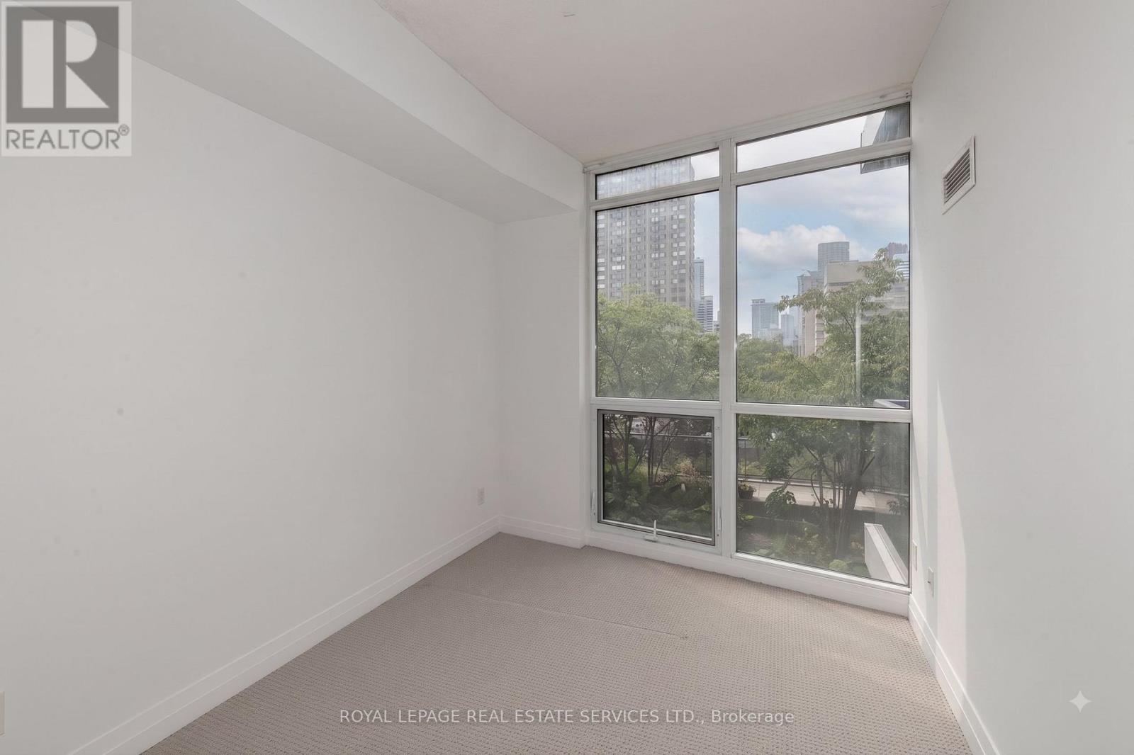#603 25 CARLTON STREET - 7