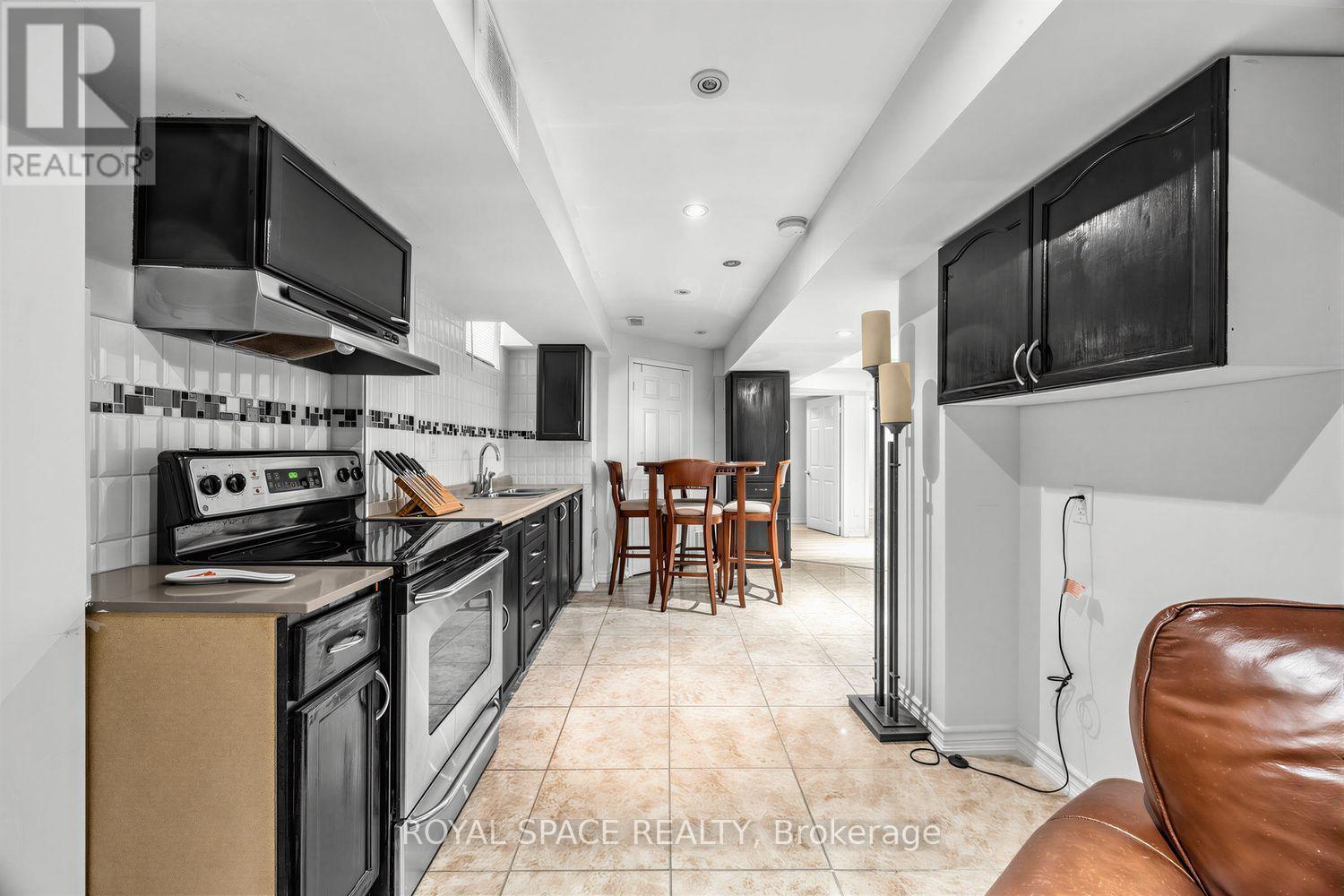 7 URWIN STREET - Image 25