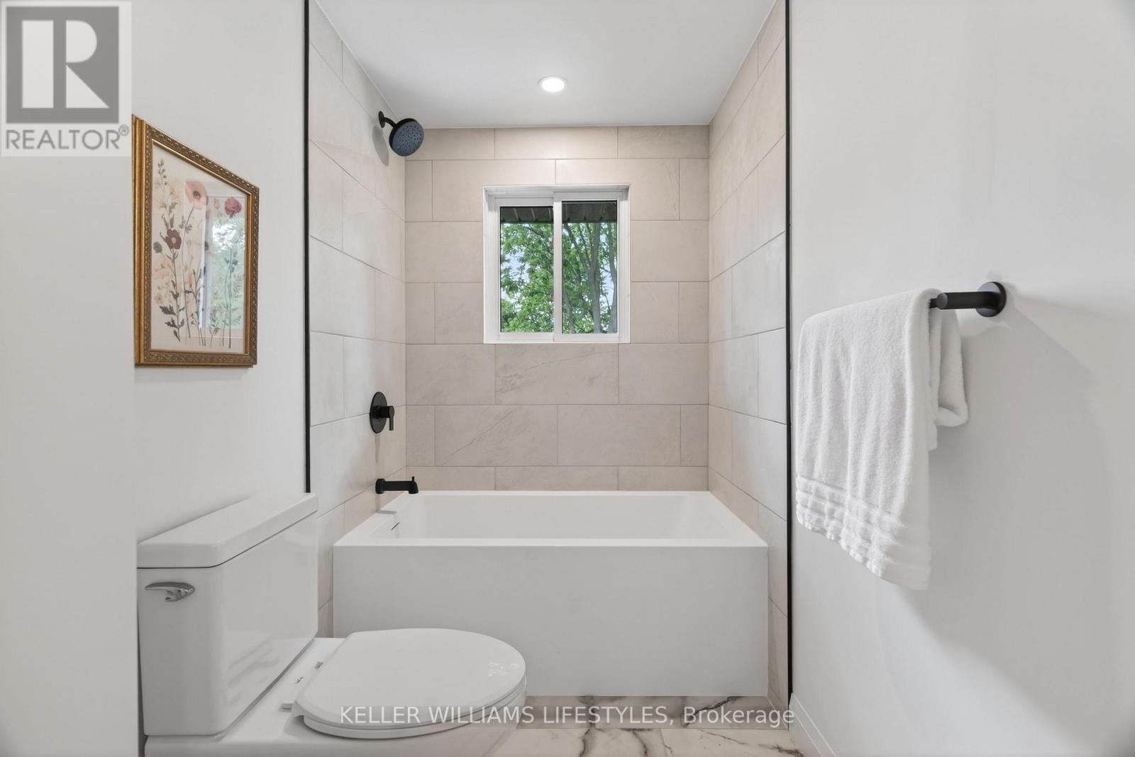 572 CHURCHILL CRESCENT - Image 20