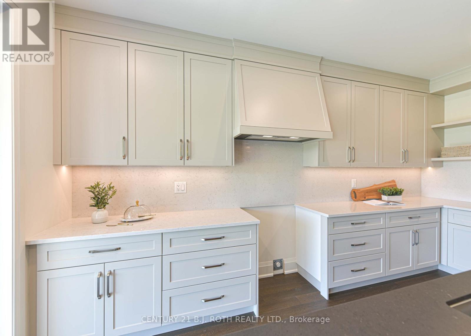 3195 ORION BOULEVARD - 10