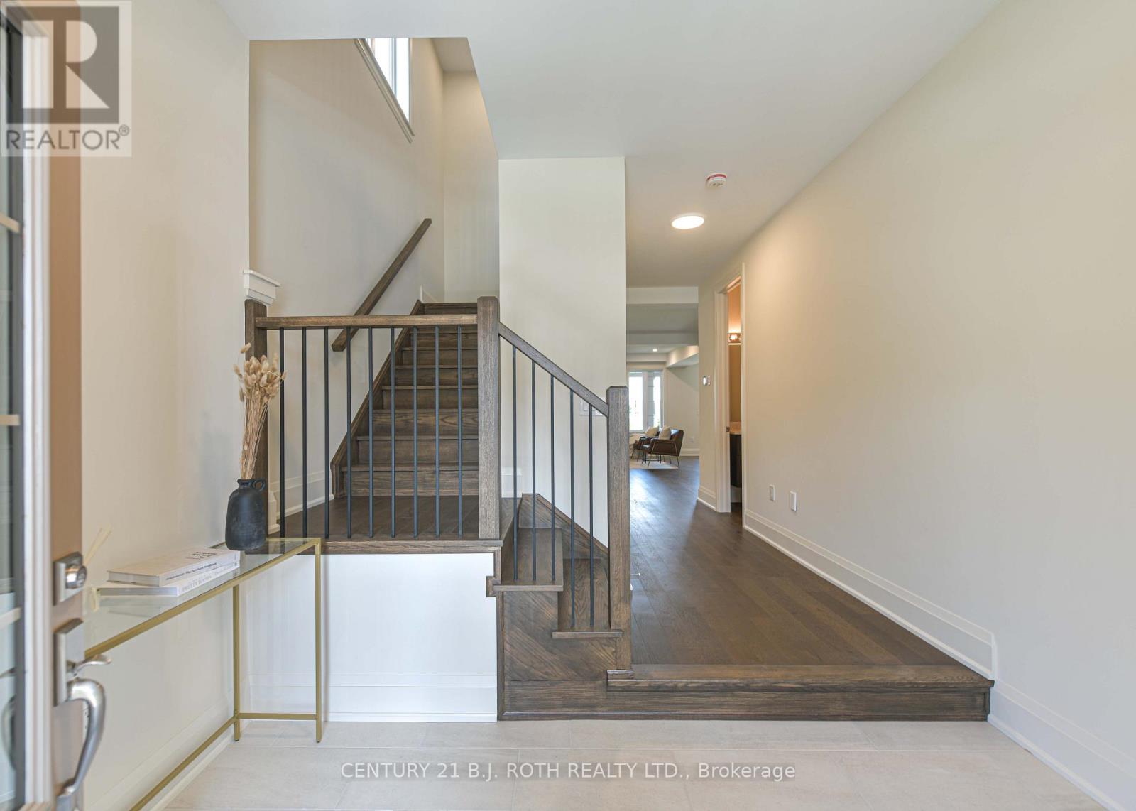 3195 ORION BOULEVARD - 5