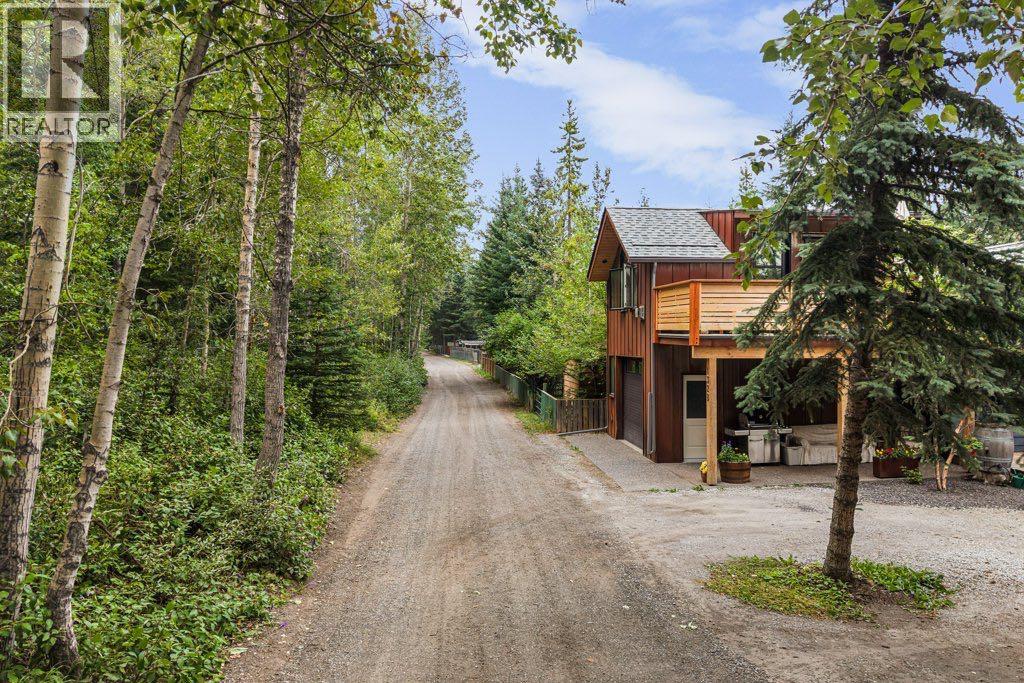 132 Rundle Crescent - Photo 45