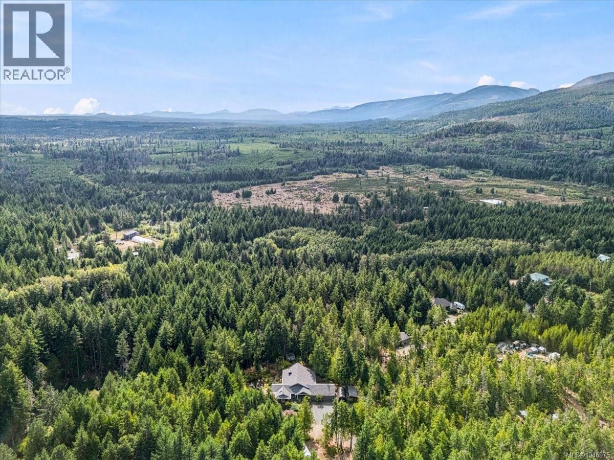 1205 Spider Lake Rd - Image 36