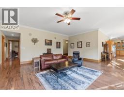 1205 Spider Lake Rd, Qualicum Beach, BC V9K2L7 Photo 14