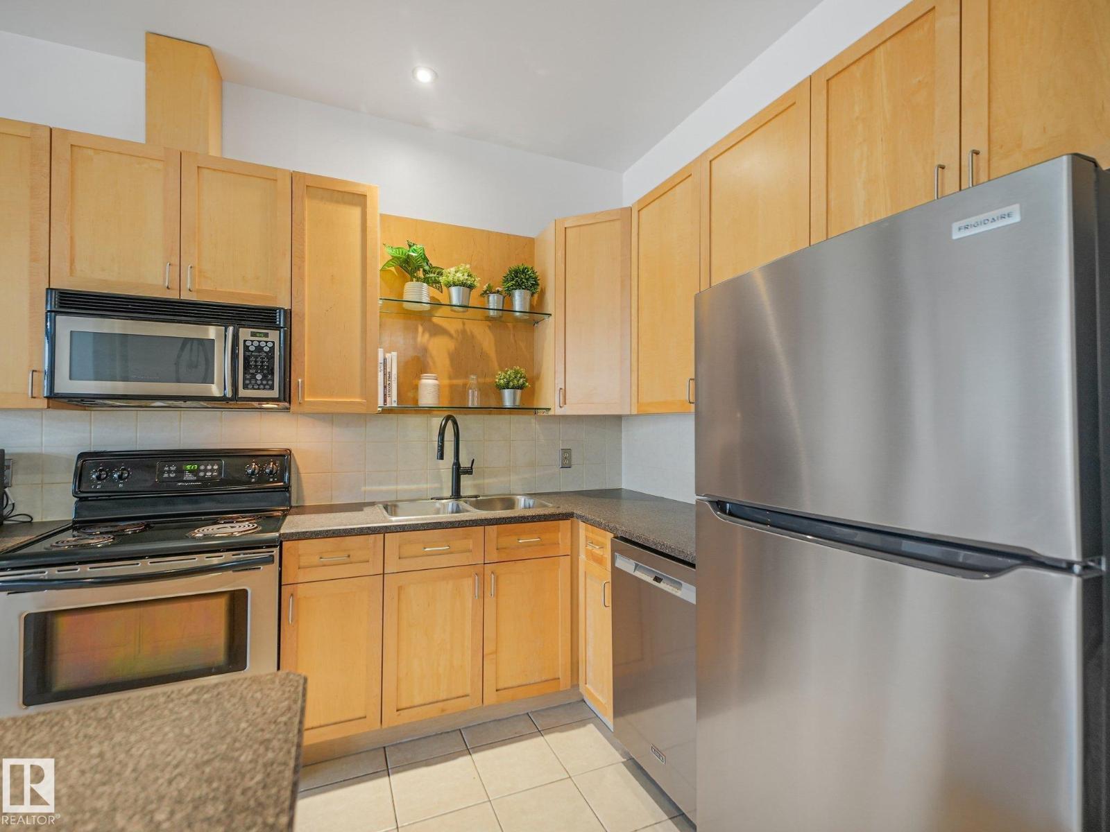 206 10265 107 Street NW - Photo 12