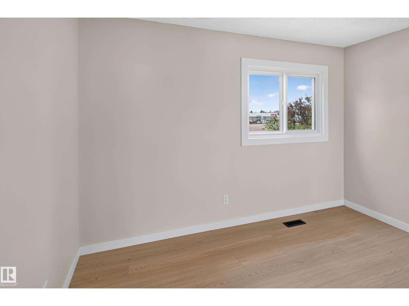 175 CENTENNIAL Court NW - Photo 13