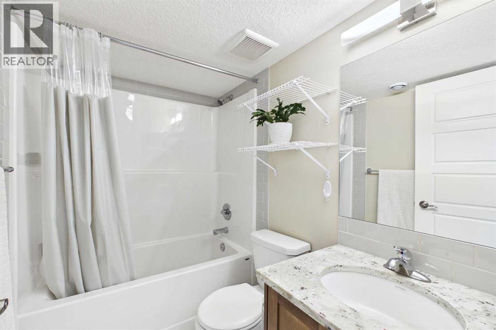 220 Livingston Common Northeast - Photo 11