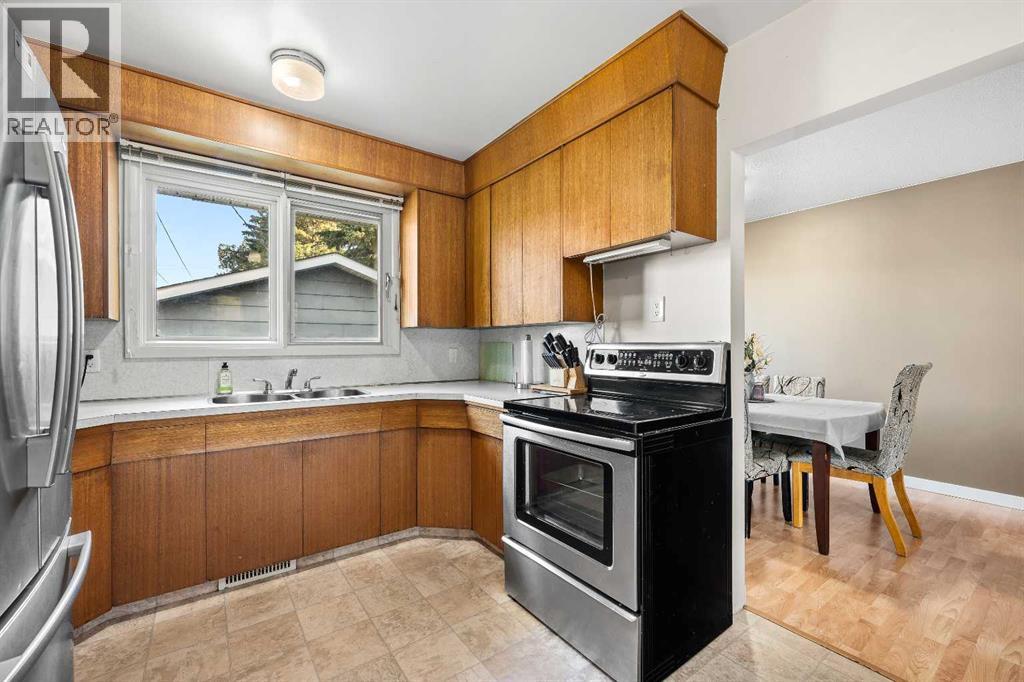 4804 38 Street - 12