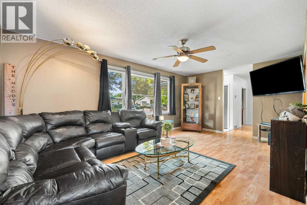 4804 38 Street - 7