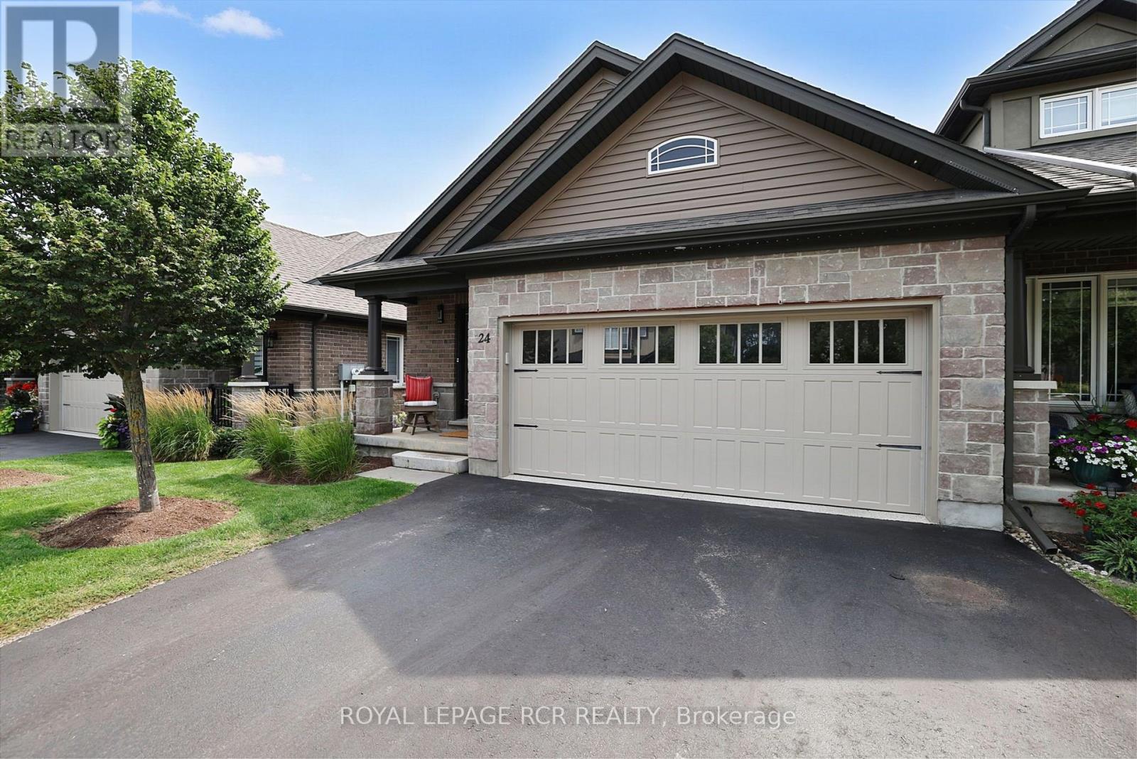 24 WESTMINSTER CRESCENT - 2