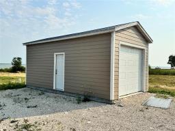 3 Night Swimming Drive, Lake Manitoba Narrows, MB R0L1S0 Photo 11