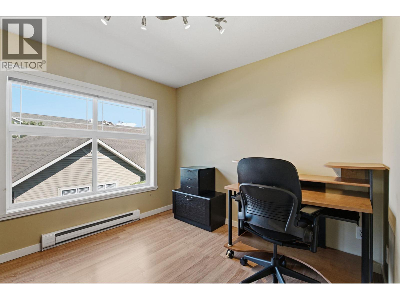 #220 515 Houghton Road - 7