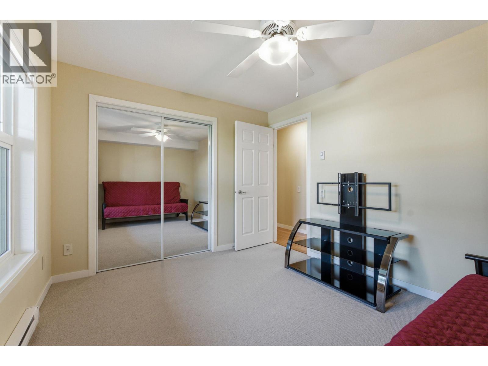 #220 515 Houghton Road - 13
