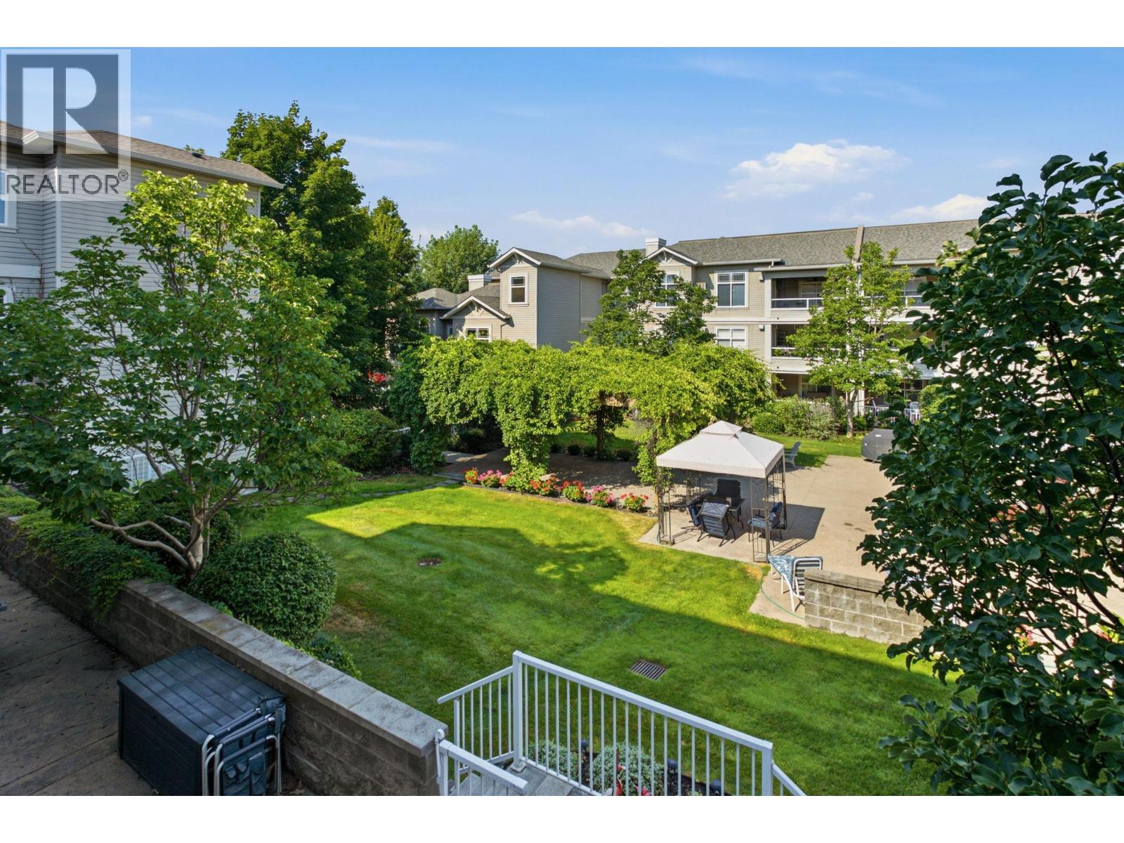 #220 515 Houghton Road - 22