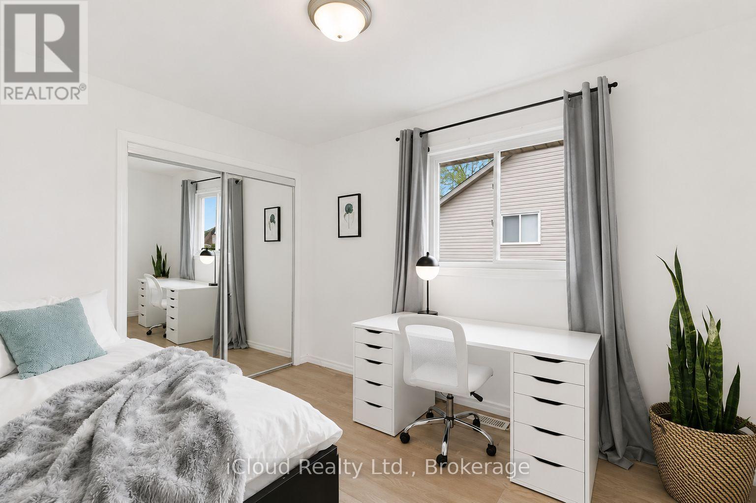 745 REID CRESCENT - 7