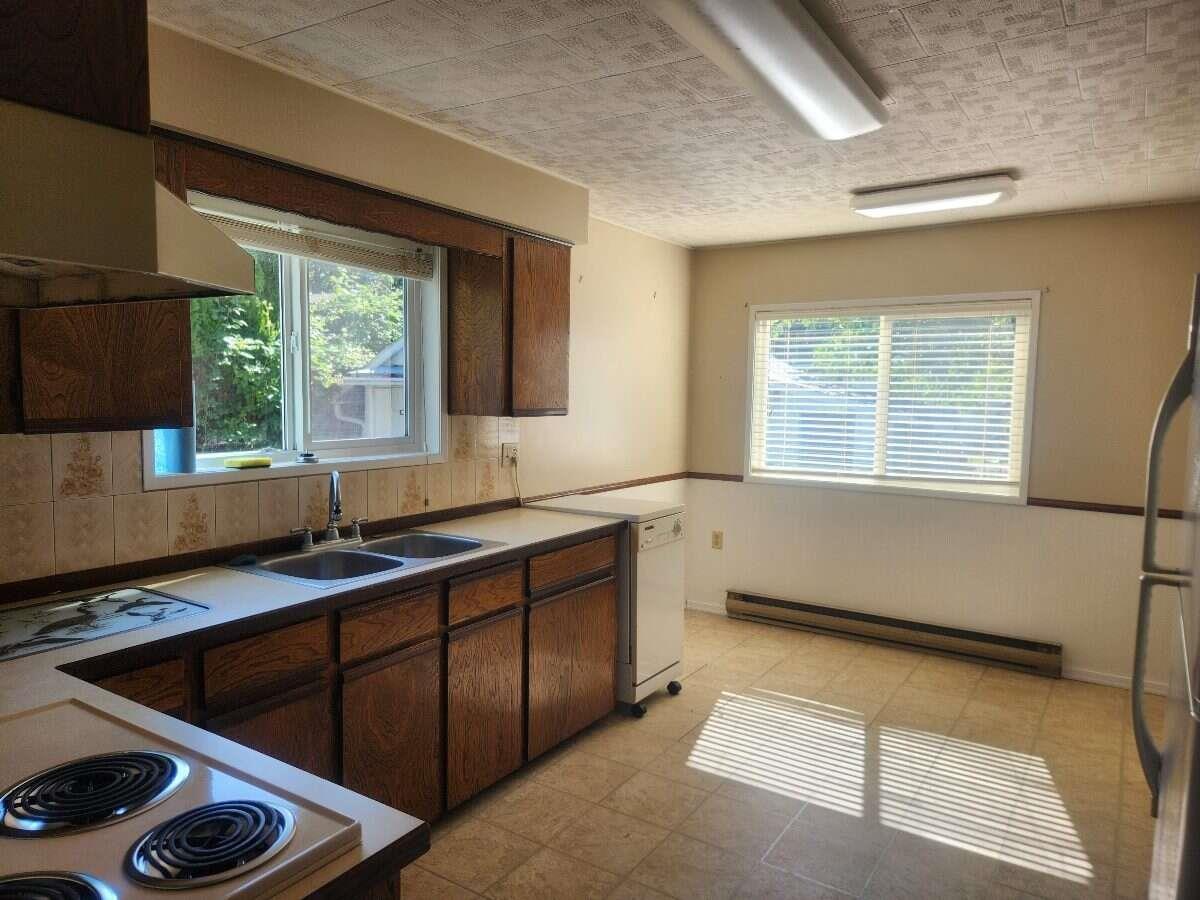 10330 COOPER ROAD, Mission