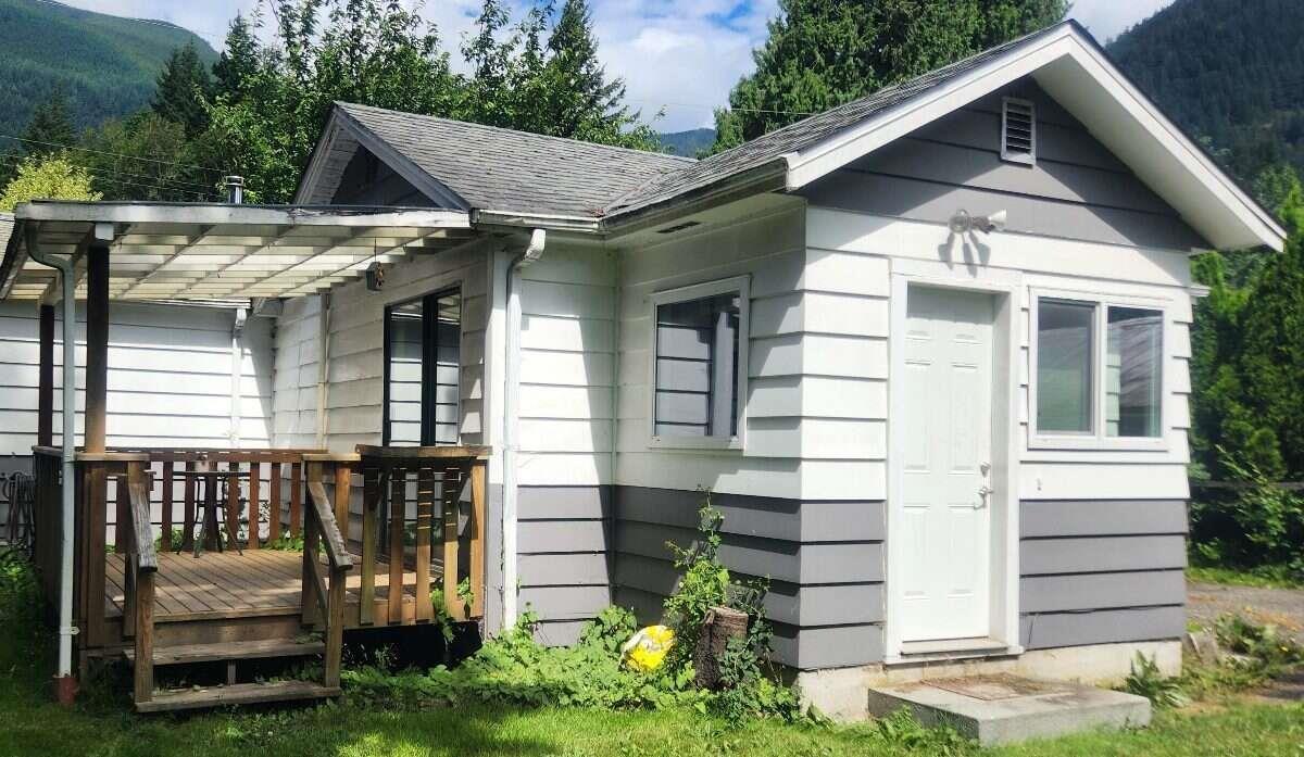 10330 COOPER ROAD, Mission