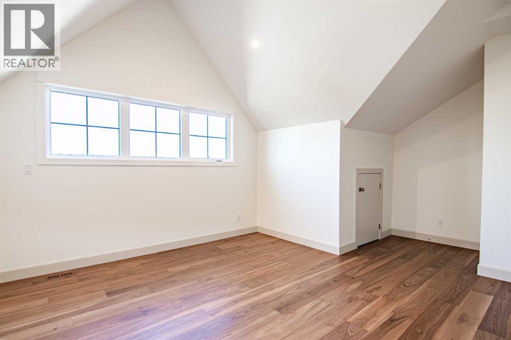 5026 48 Street - Photo 34