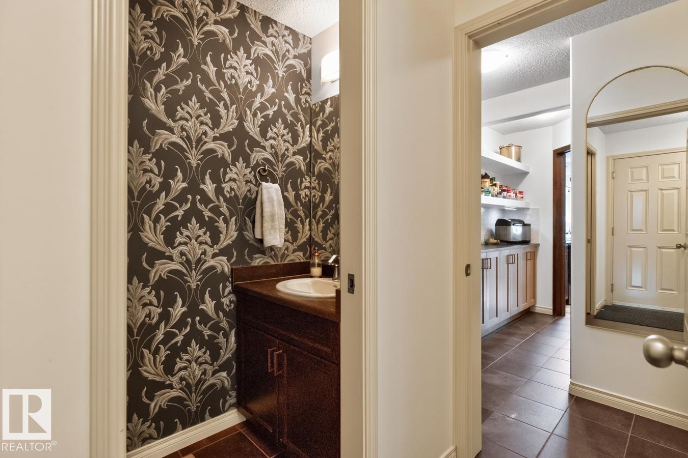 627 FOXTAIL LN - 20