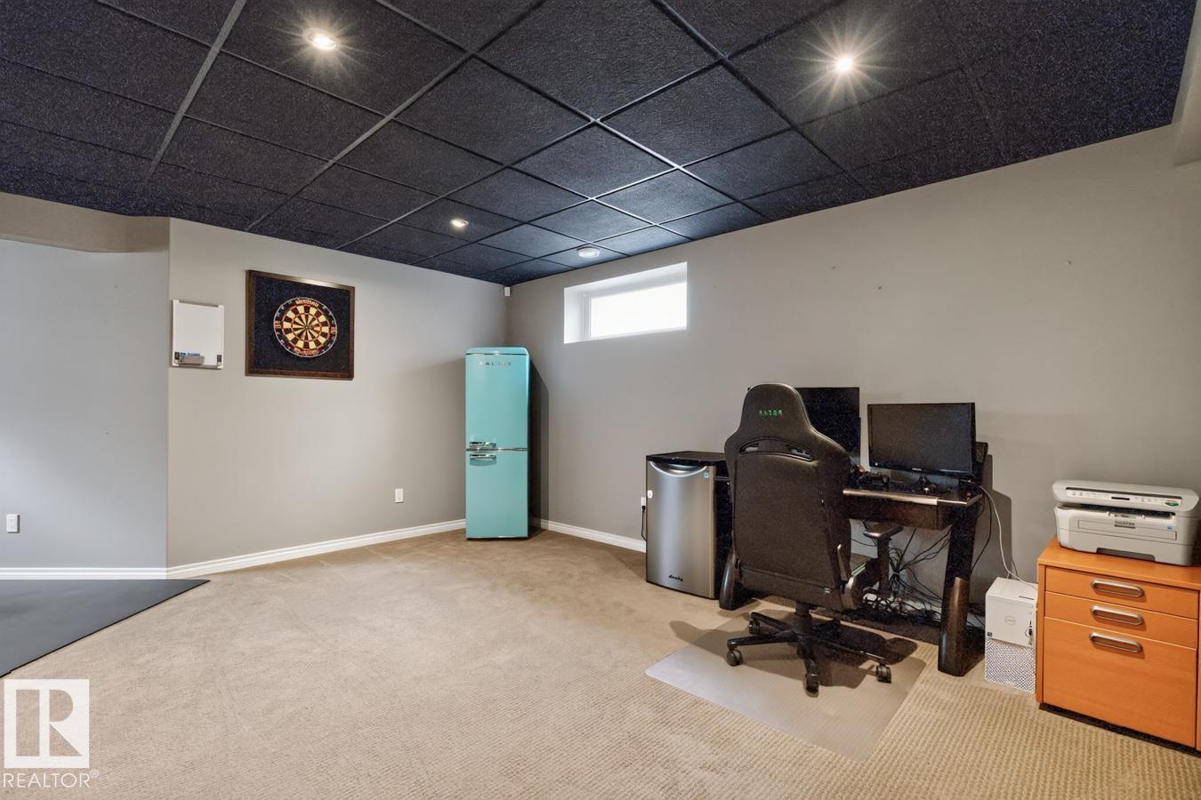627 FOXTAIL LN - 36