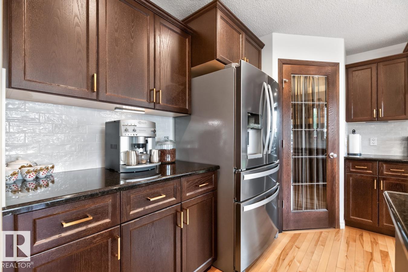 627 FOXTAIL LN - 8