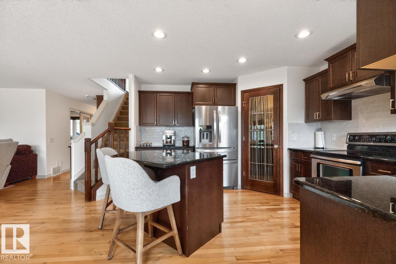 627 FOXTAIL LN - 9