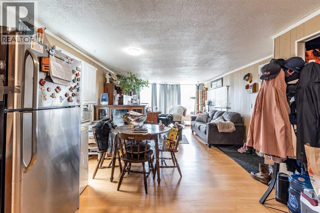 612 20 Street Northeast - Photo 14