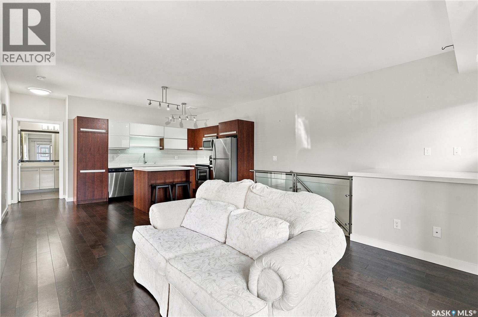 #106 2315 McClocklin ROAD - 15