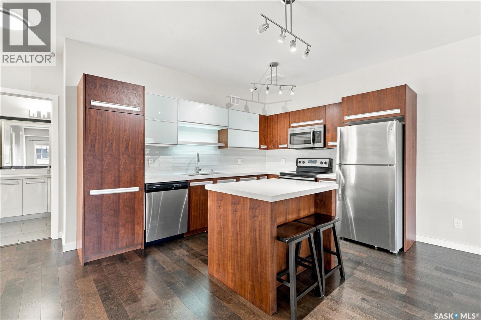 #106 2315 McClocklin ROAD - 21
