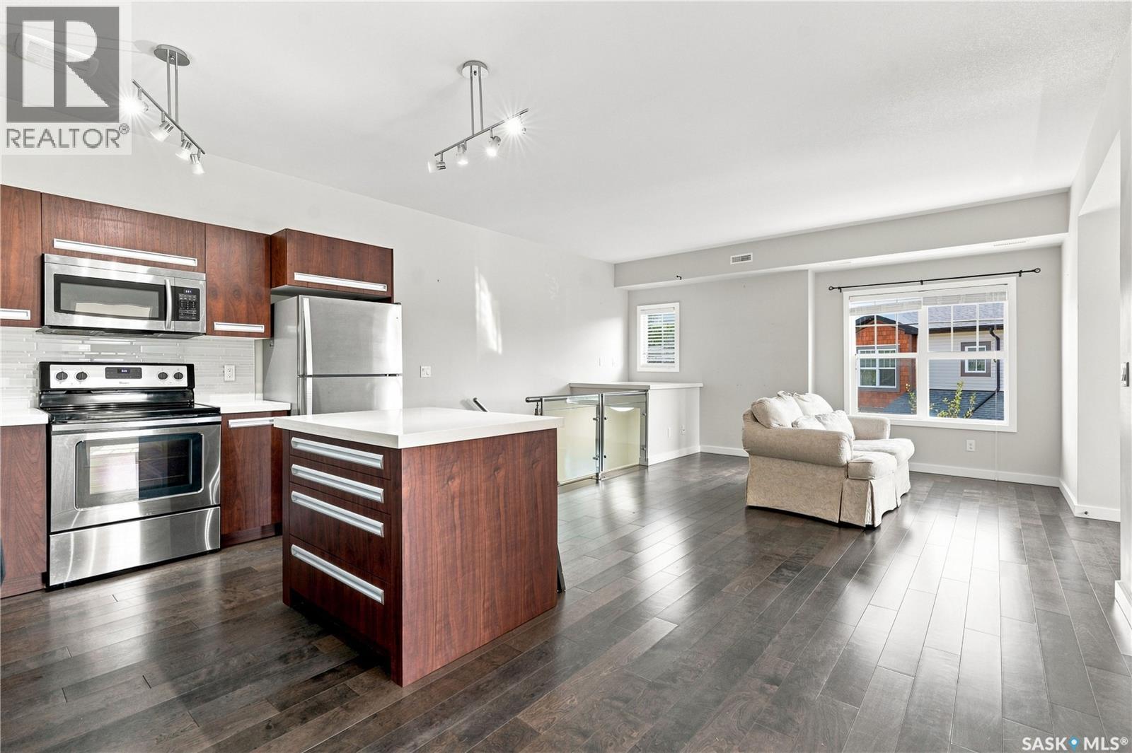 #106 2315 McClocklin ROAD - 31