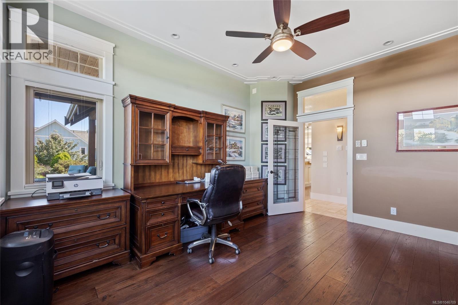 3943/3941 Marine Dr - Image 34