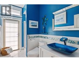 3943/3941 Marine Dr, Royston, BC V0R2V0 Photo 35