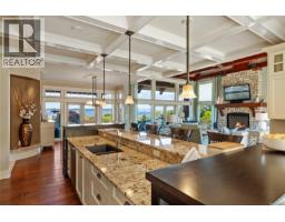 Kitchen - 3943/3941 Marine Dr, Royston, BC V0R2V0 Photo 23