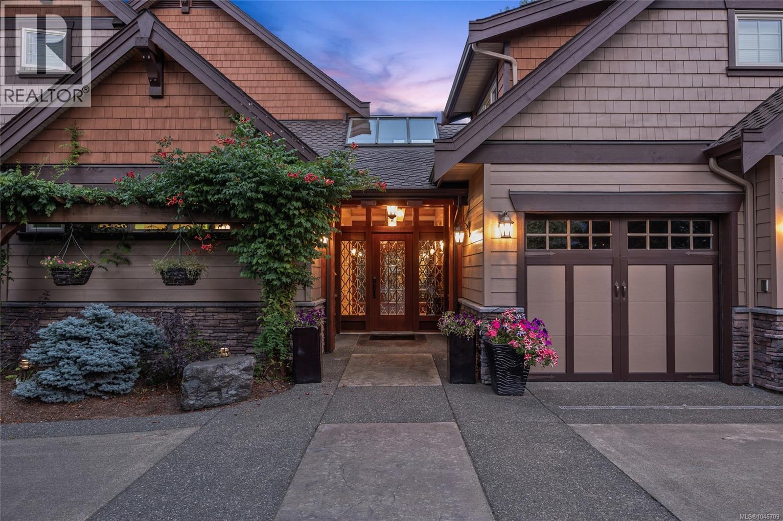3943/3941 Marine Dr - Image 5