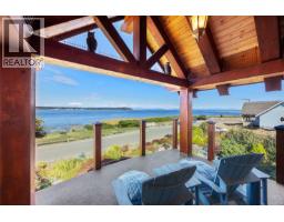 3943/3941 Marine Dr, Royston, BC V0R2V0 Photo 43