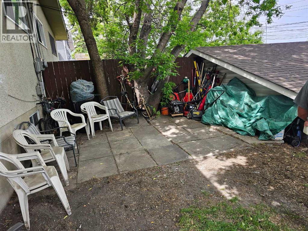416/418 33 Avenue NE - 39