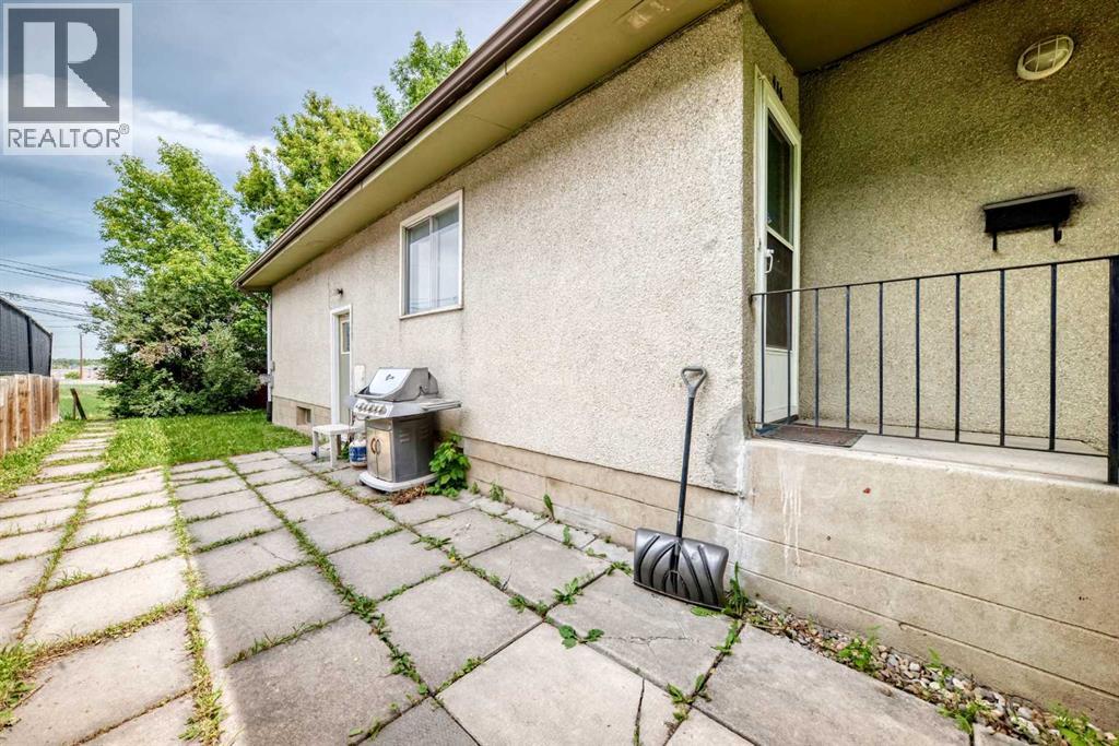416 416418 33 Avenue Northeast - Photo 27