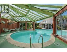 8660 Fairfax Crescent, Richmond, BC V7C1Y1 Photo 34