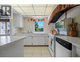 8660 Fairfax Crescent, Richmond, BC V7C1Y1 Photo 15