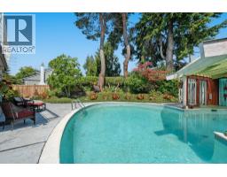 8660 Fairfax Crescent, Richmond, BC V7C1Y1 Photo 35